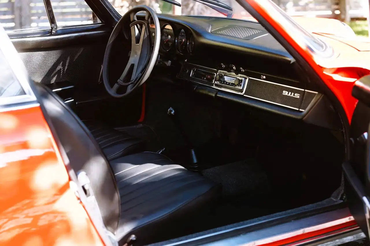 Porsche 911 2.2 S Coupé (oppure Targa, a seconda della carrozzeria), foto 7