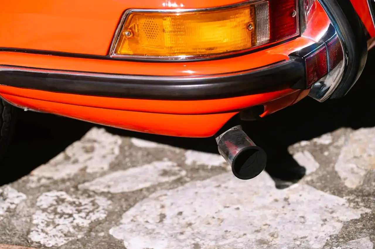 Porsche 911 2.2 S Coupé (oppure Targa, a seconda della carrozzeria), foto 2