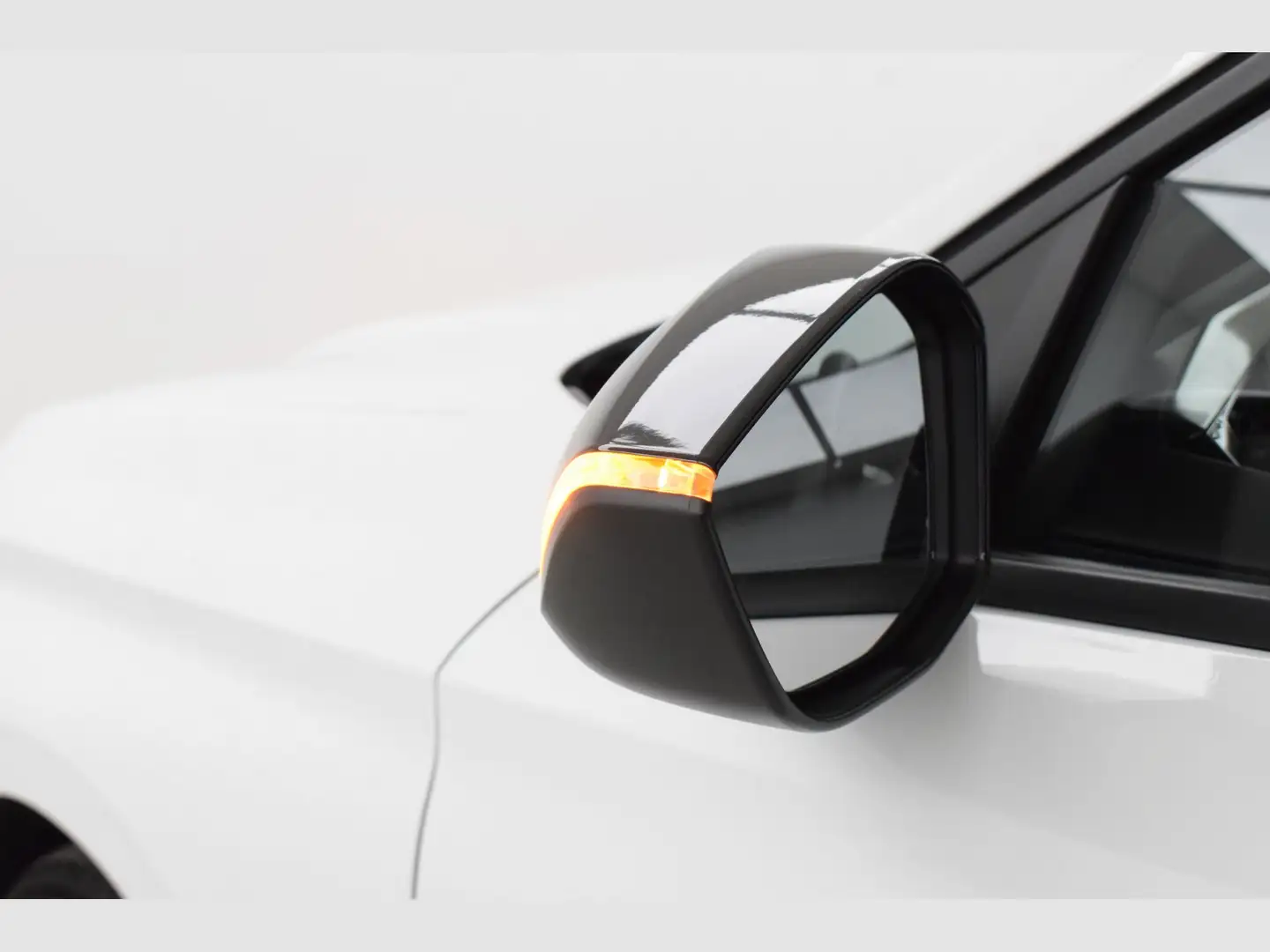 Peugeot 308 1.5 BlueHDi S&S Active Pack 130 Blanco - 2