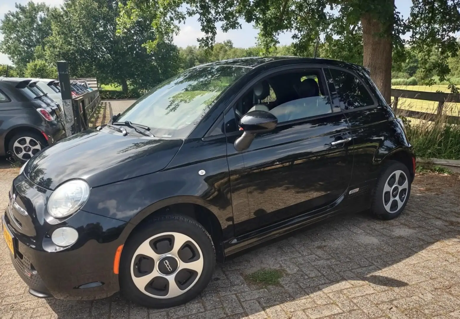 Fiat 500 E- Summer Sale- tot 2000 euro Korting !! Zwart - 2