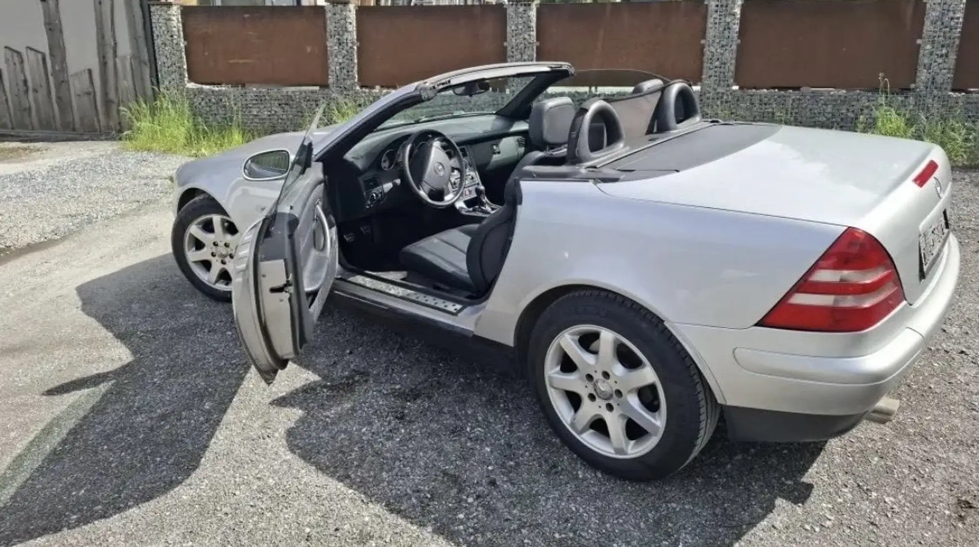 Mercedes-Benz SLK 200 - 1