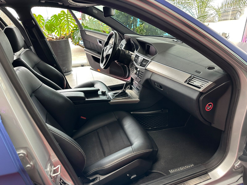 Mercedes-Benz E 250 E T-Modell E 250 CDI AMG Leder — photo 14