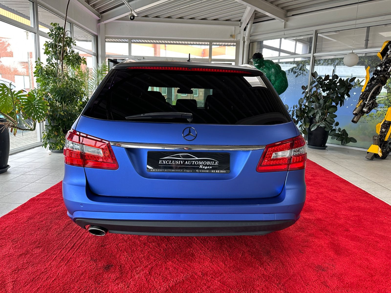 Mercedes-Benz E 250 E T-Modell E 250 CDI AMG Leder — photo 7