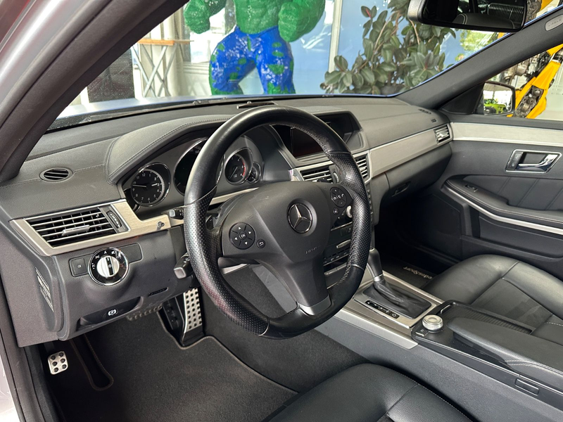 Mercedes-Benz E 250 E T-Modell E 250 CDI AMG Leder — photo 11