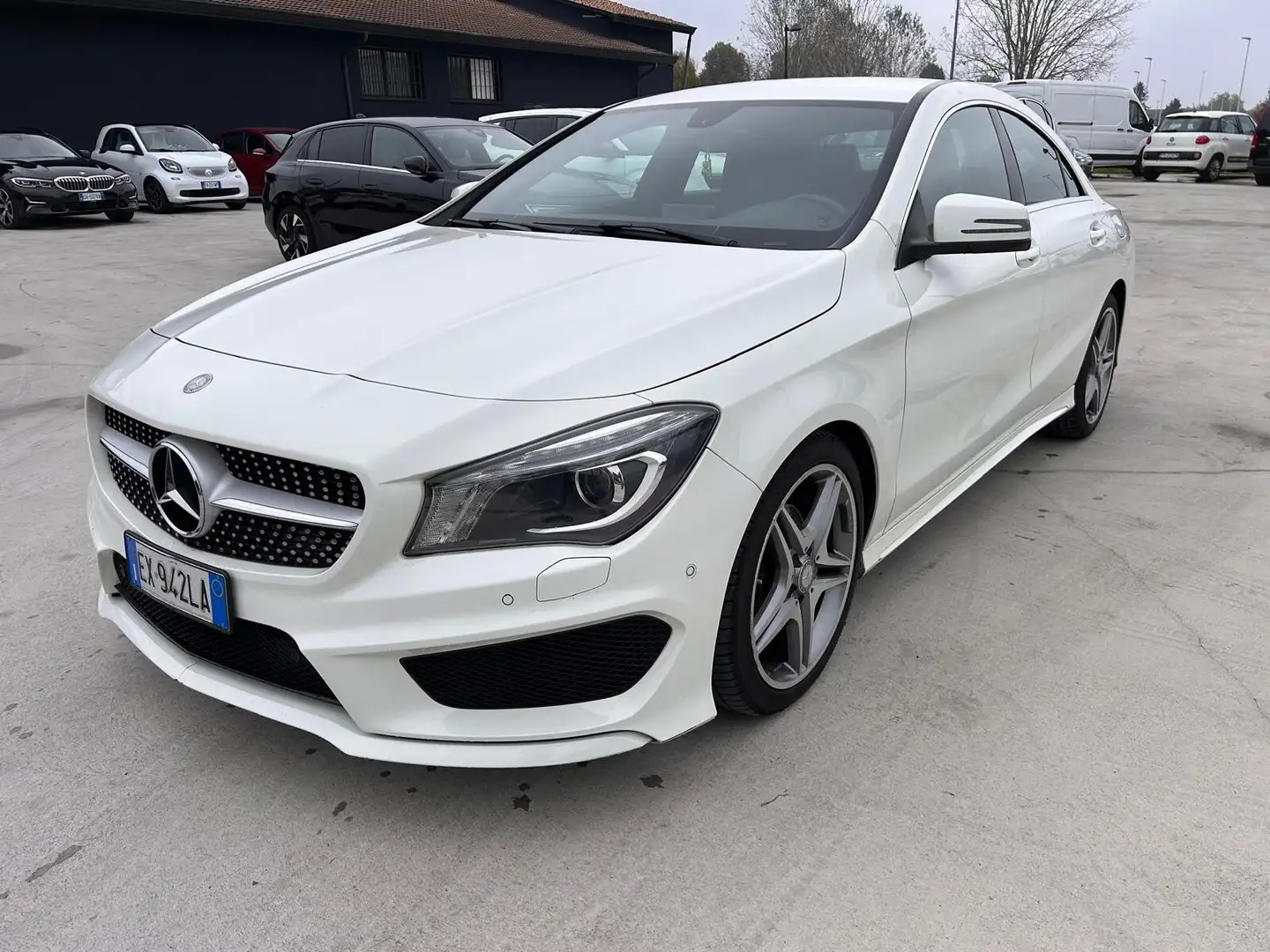Mercedes-Benz CLA 200 CLA 200 CDI 4Matic Automatic Premium AMG Bianco - 1