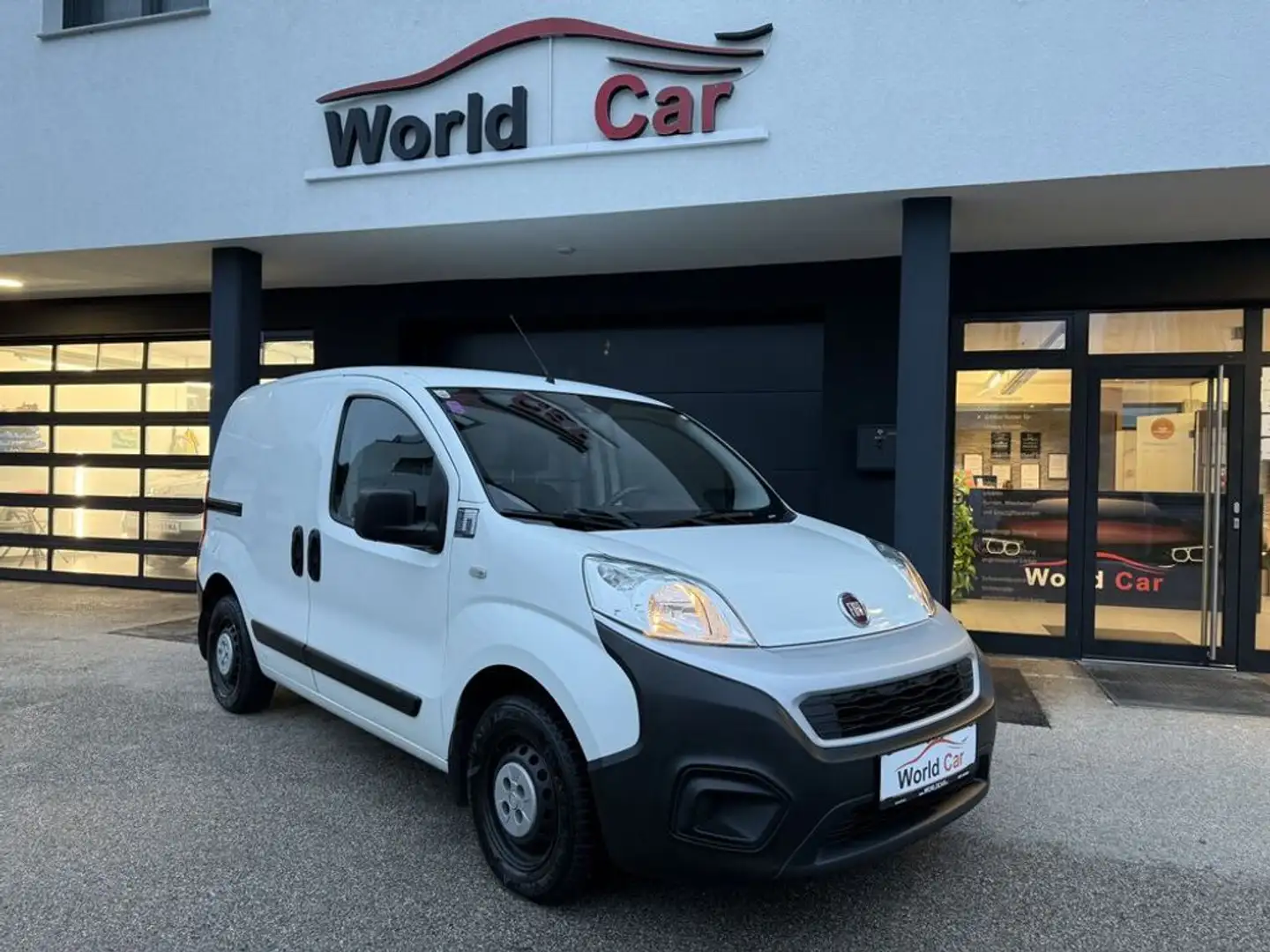 Fiat Fiorino 1,4 Benzin SX Kasten 1.Besitz/Klima/PDC Weiß - 1