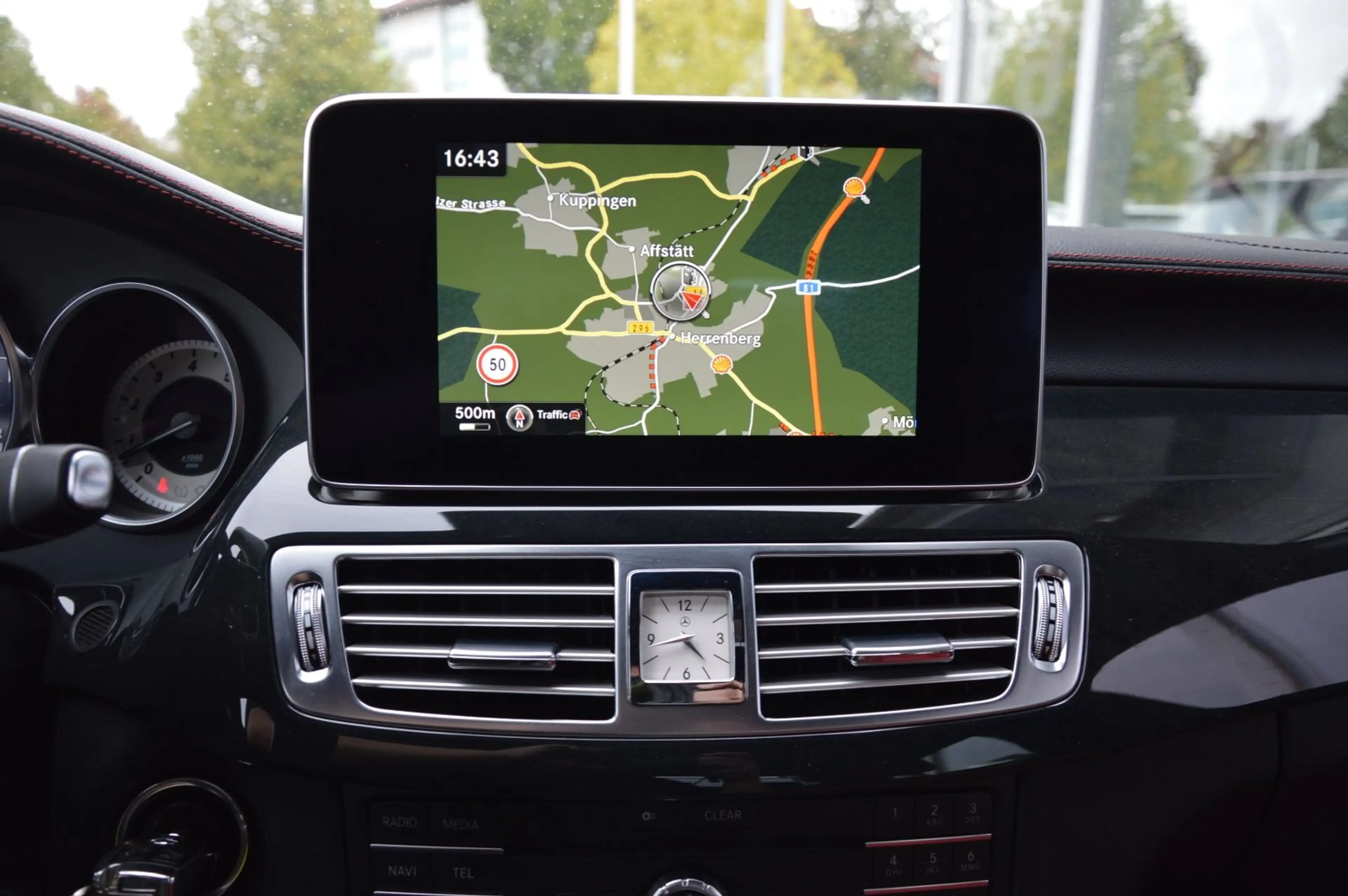 Mercedes-Benz CLS 500 4Matic *AMG*SITZKLIMA*DISTRONIC*BURMEST — photo 14