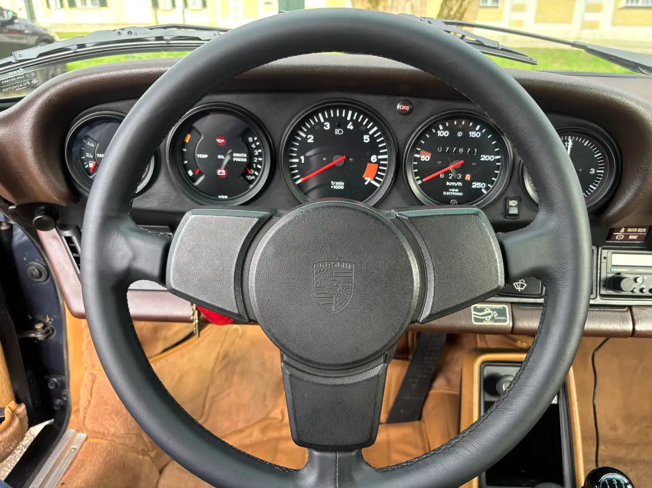Porsche 911 SC Targa 3.0, foto 7