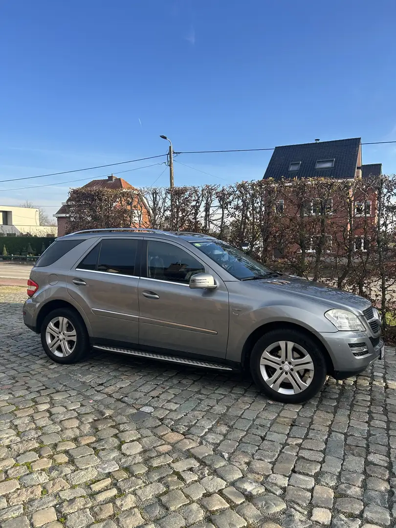 Mercedes-Benz ML 300 CDI 4Matic 7G-TRONIC DPF BlueEFFICIENCY Grand Edit - 1