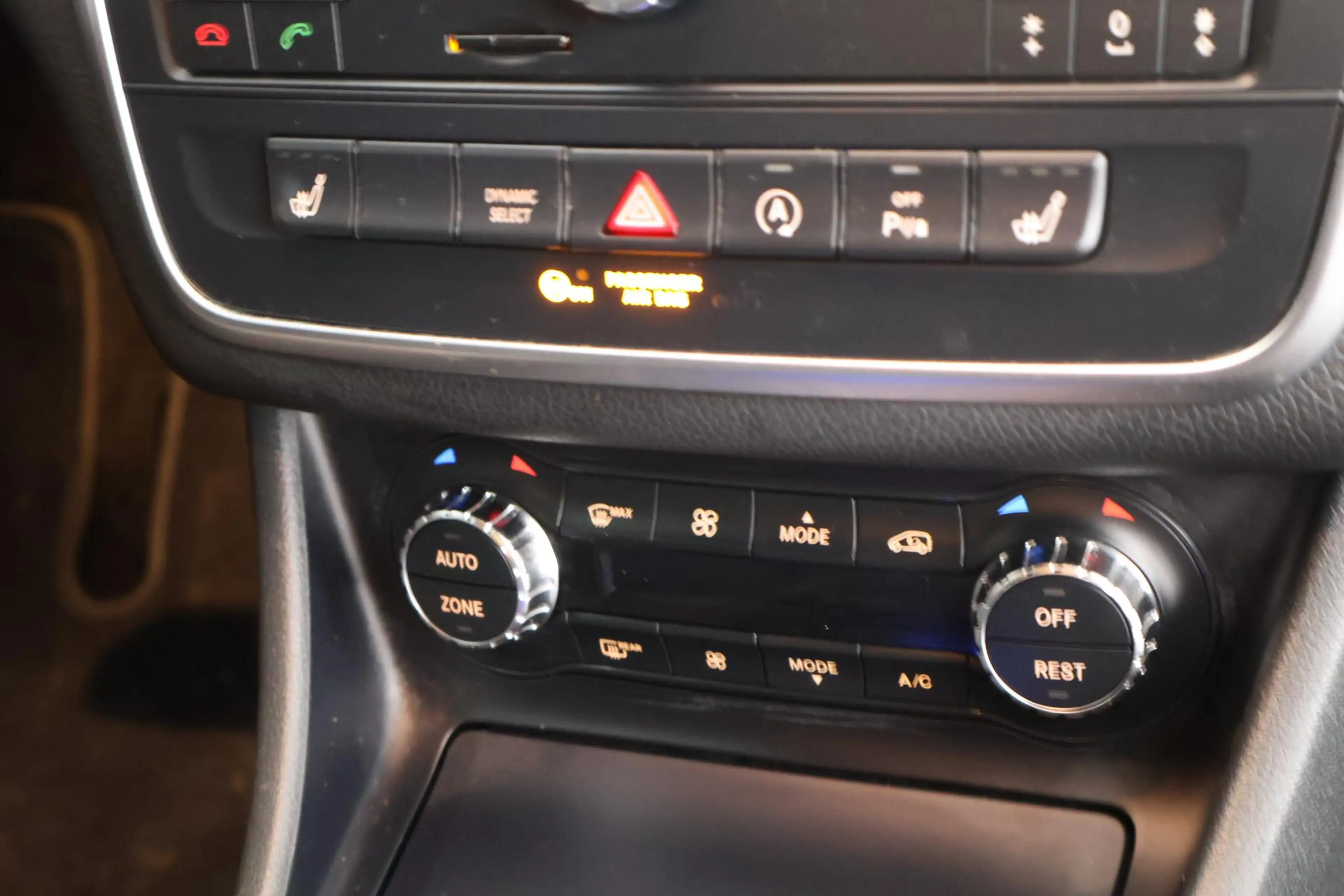 Mercedes-Benz GLA 200 156pk Prestige Automaat LED Climate Control Stoelv — photo 23