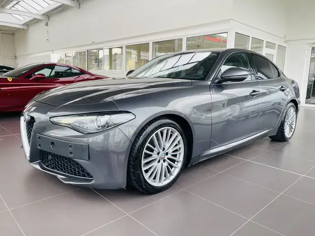 Alfa Romeo Giulia 2.2 *** LED + CUIR + GPS  + HARMAN KARDON ***