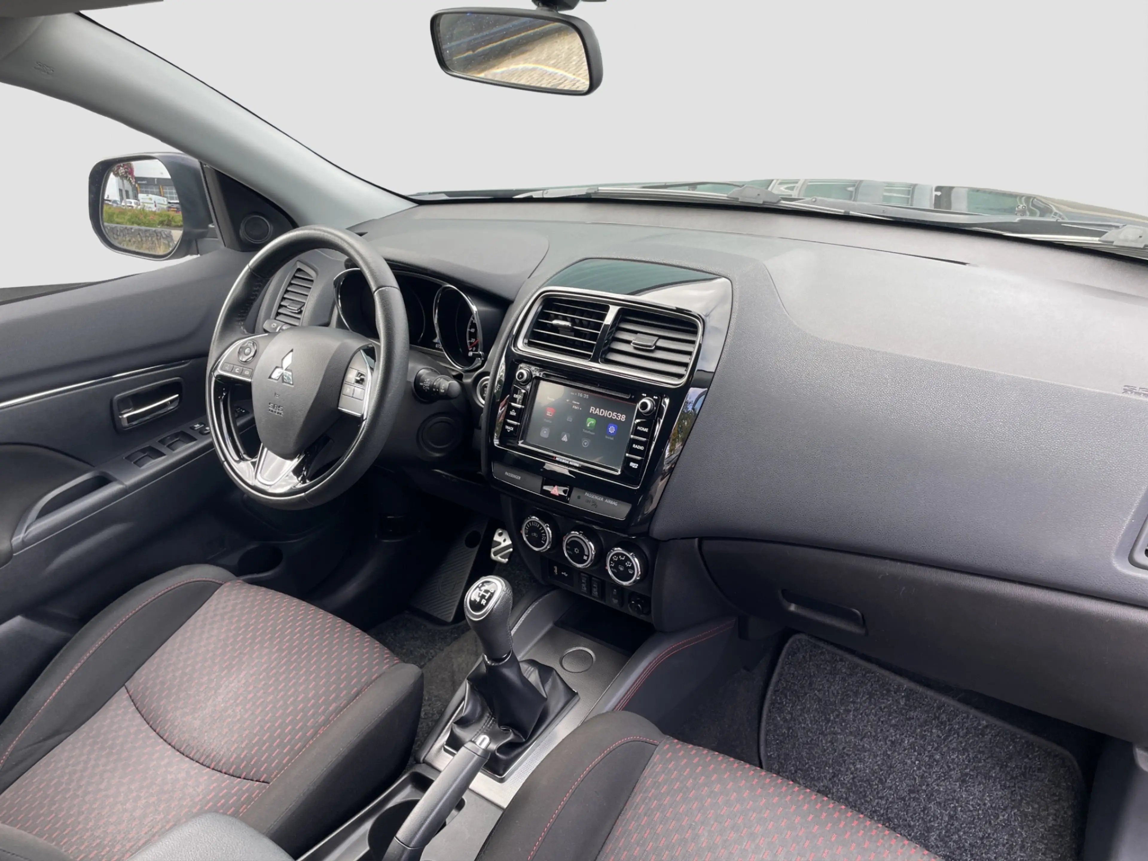 Mitsubishi ASX 1.6 Cleartec Intense Camera | Climate | Trekhaak | — photo 2