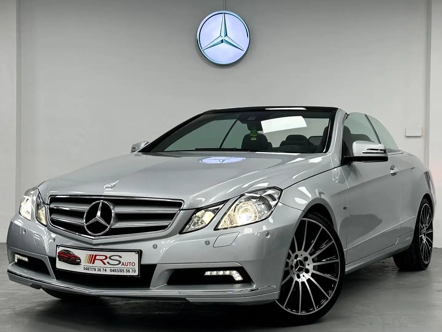 Mercedes-Benz E 220 E 220 CDI-GARANTIE 12MOIS-AUTOMATIQUE-FULL OPTIONS Grijs - 1