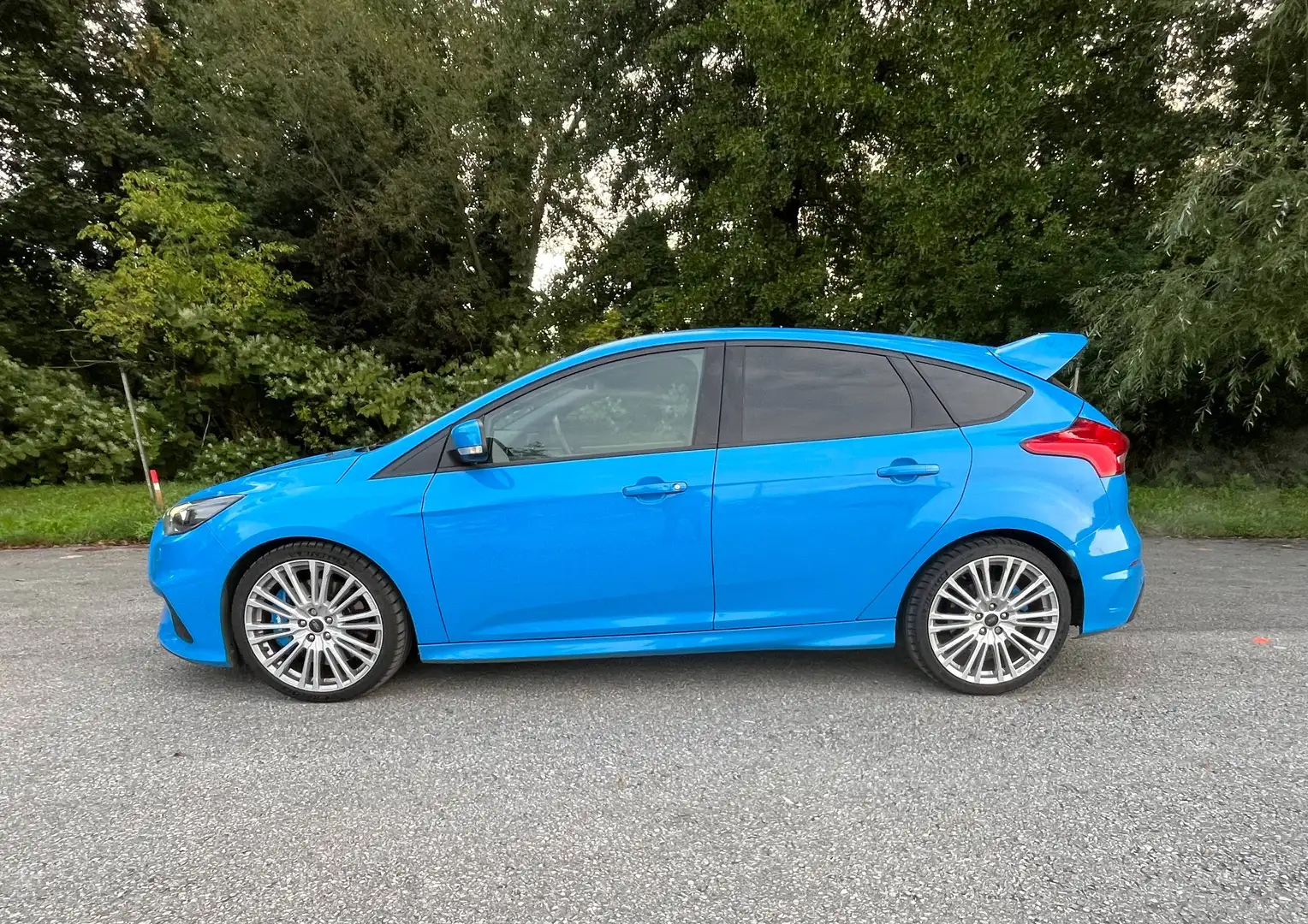 Ford Focus Focus 2,3 EcoBoost AWD RS RS Blau - 2