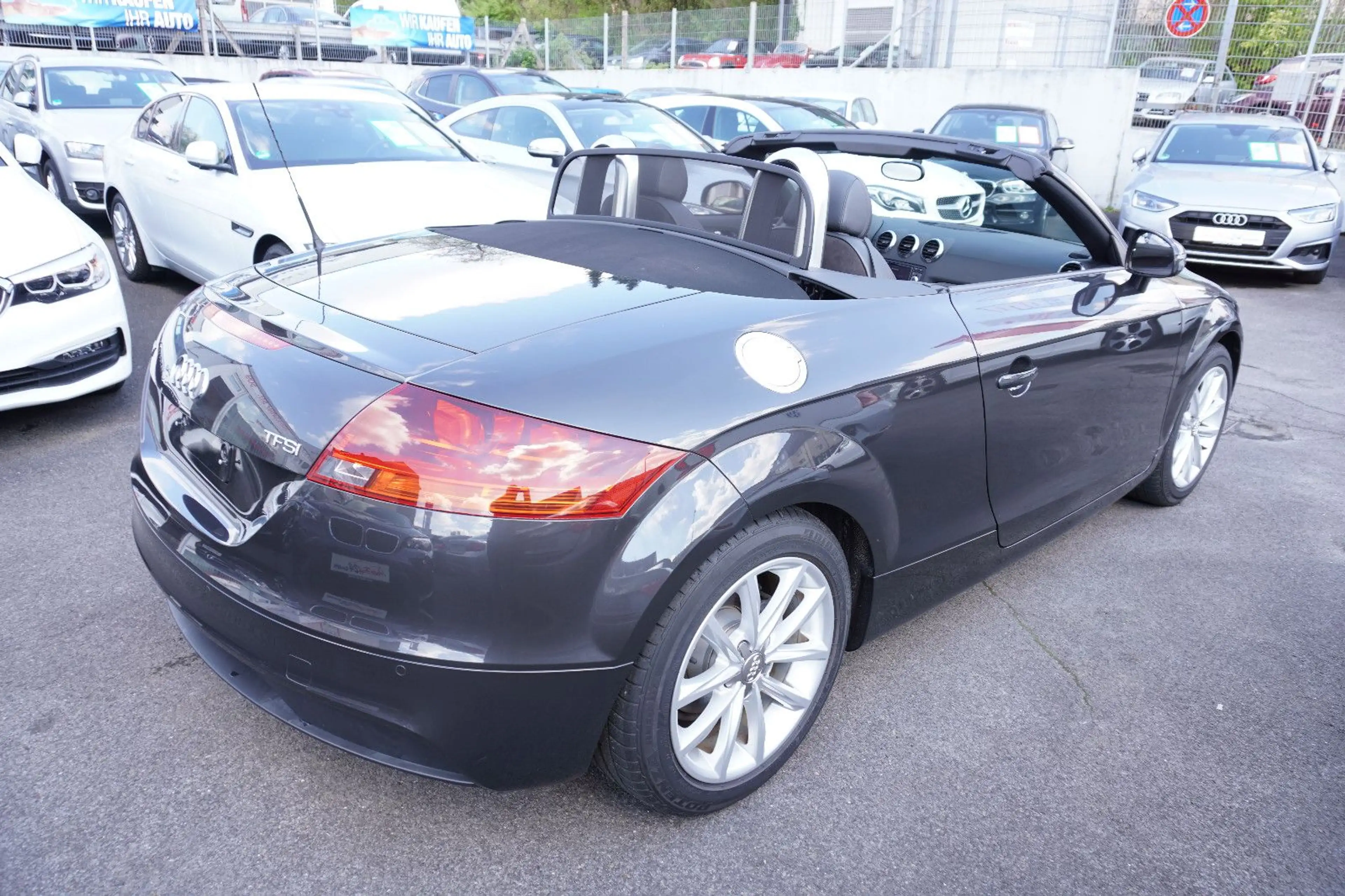 Audi TT 1.8 TFSI Roadster*Bi-Xenon*Navi*nur 25.500KM* — photo 8