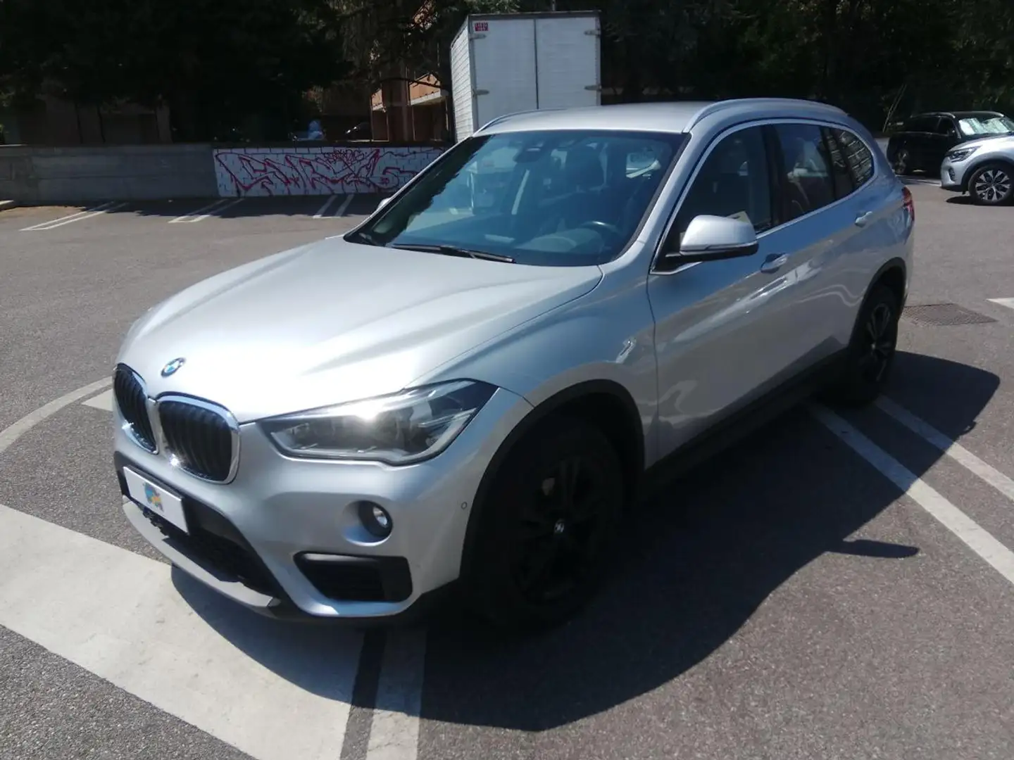 BMW X1 sDrive16d Gris - 2