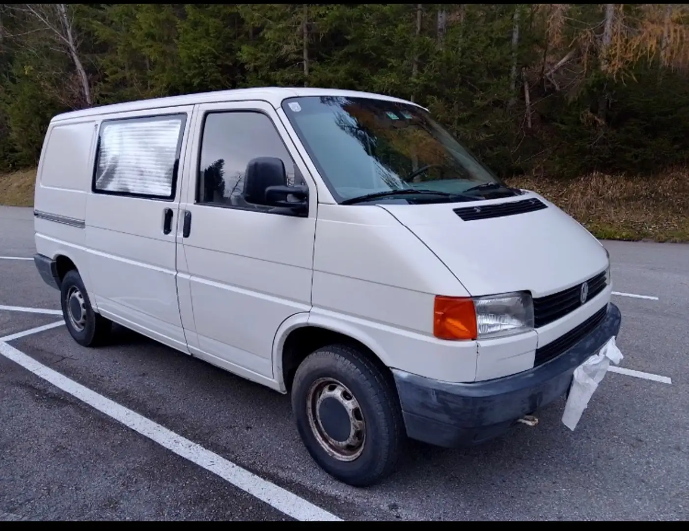 Volkswagen T4 70D Kasten bijela - 1