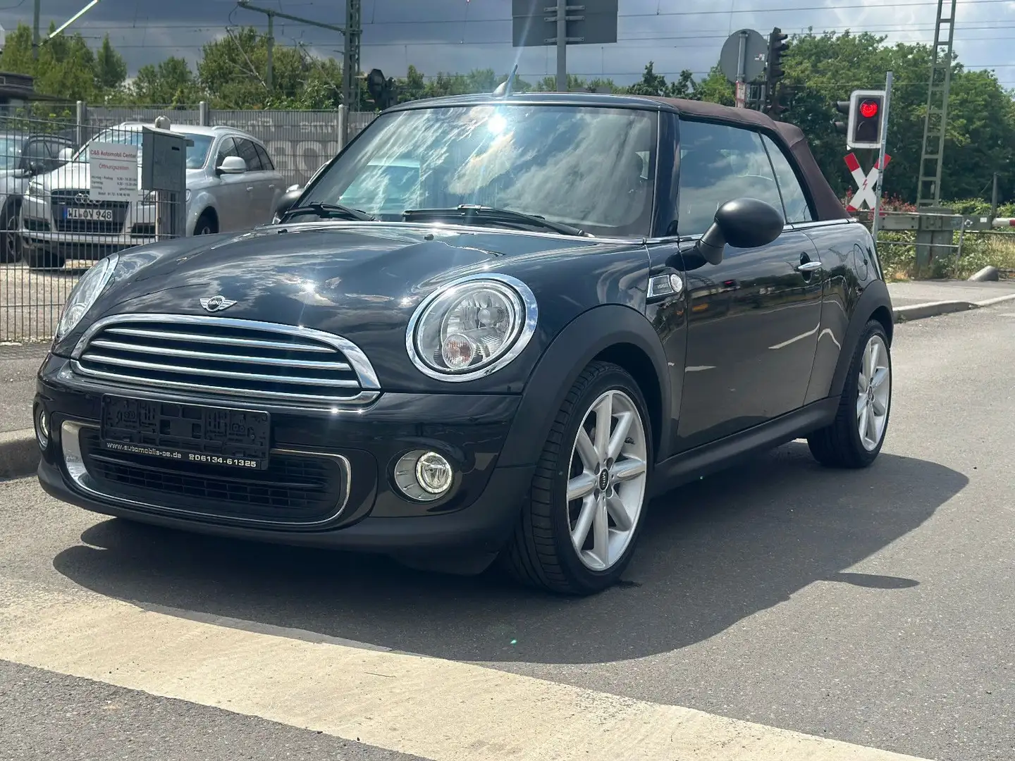 MINI One Cabrio ONE CABRIO HIGHGATE*SONDERMODELL* Noir - 1