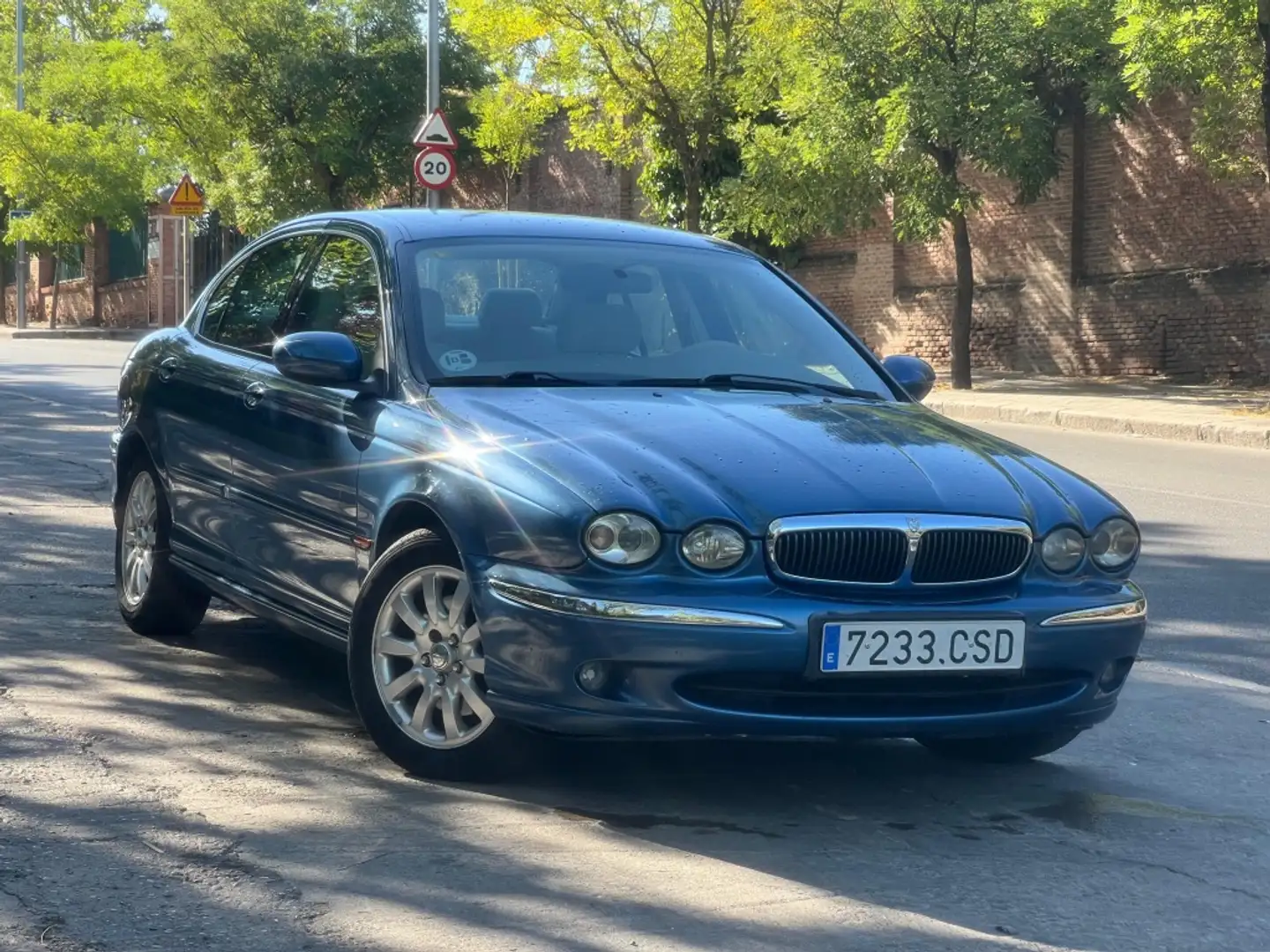 Jaguar X-Type 2.5 V6 Sport Bleu - 1