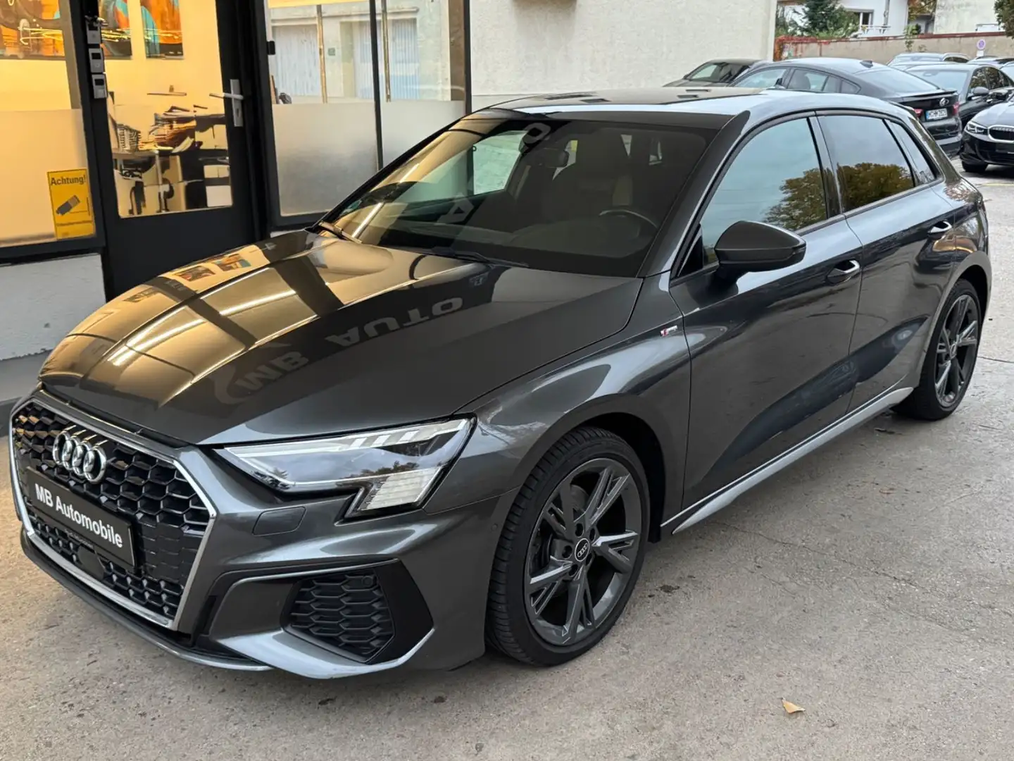 Audi A3 40 TDI S TRONIC QUATTRO S LINE MATRIX KAM NAV Grau - 1