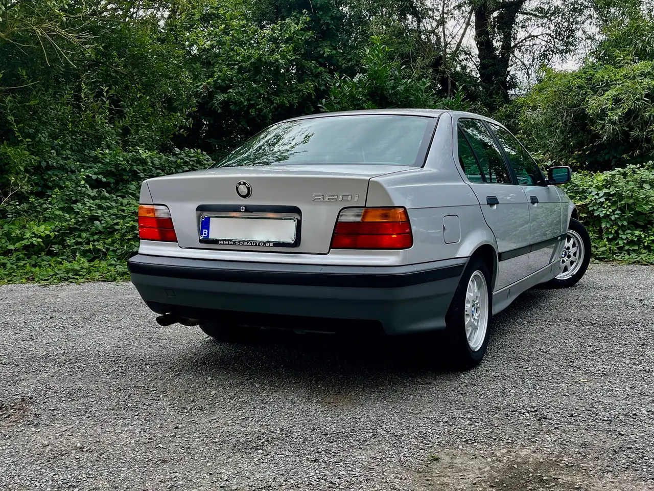 BMW 320i / AUTO / CUIR, foto 6