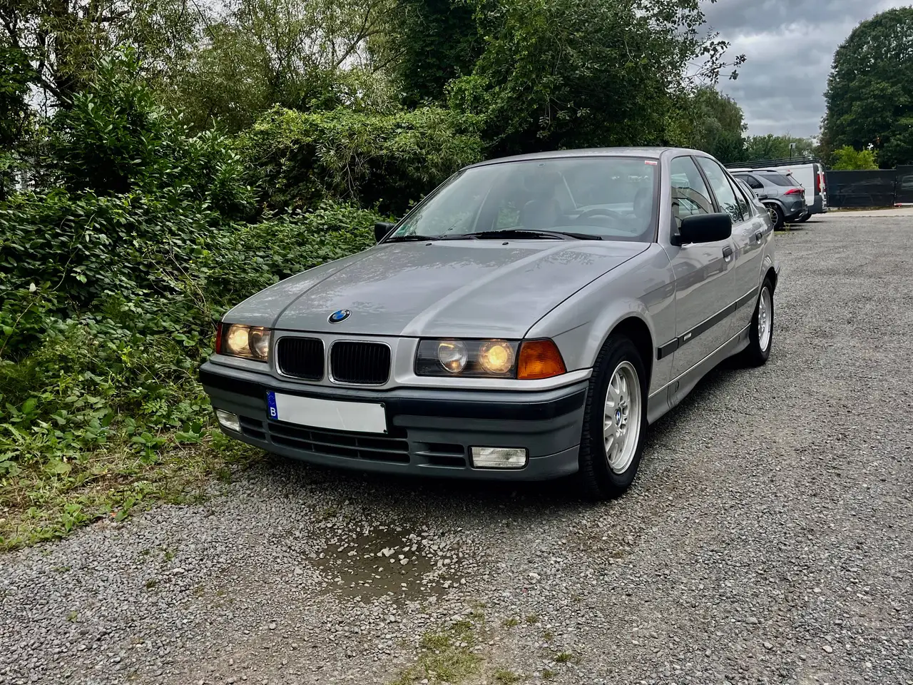 BMW 320i / AUTO / CUIR, foto 2