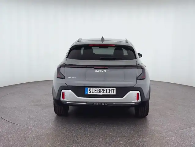Kia Xceed view 4