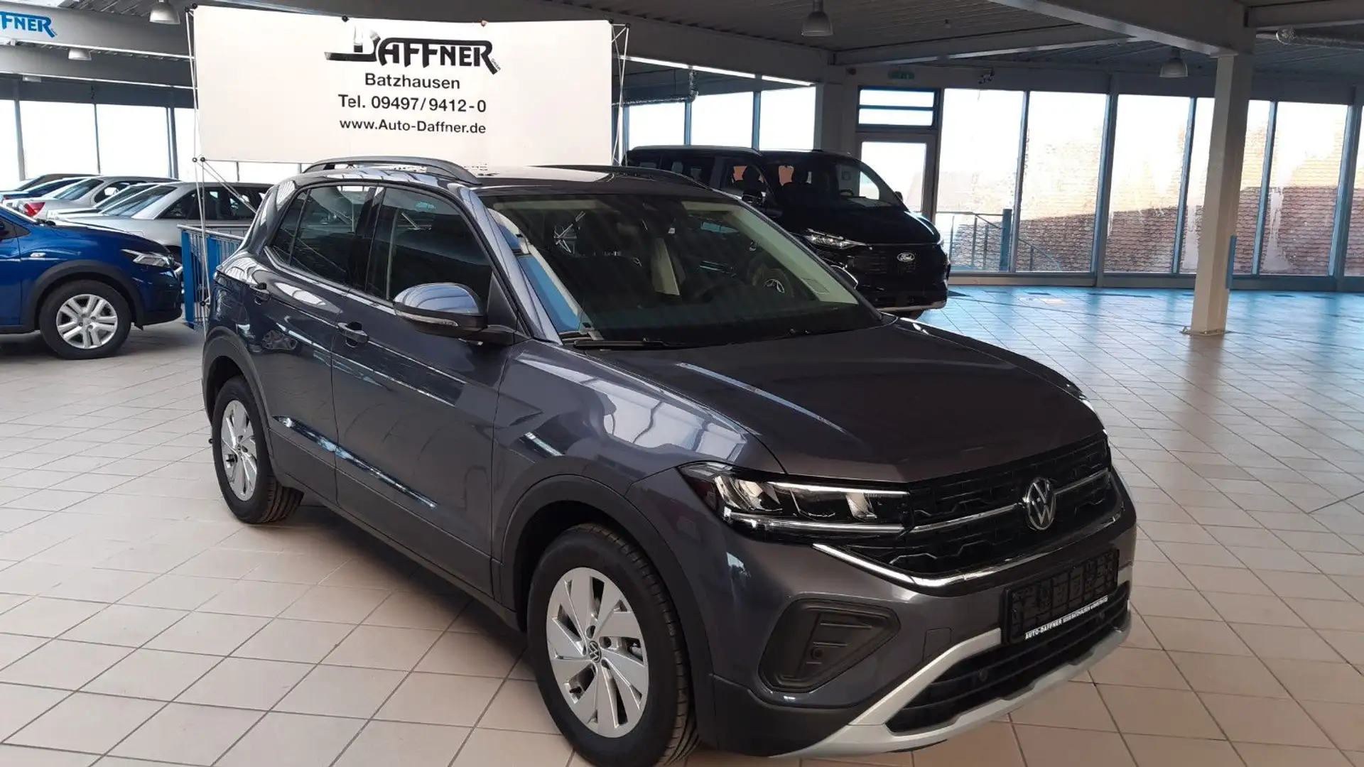 Volkswagen T-Cross 1.0 TSI OPF 85 kW DSG / Klima / PDC / Grau - 2