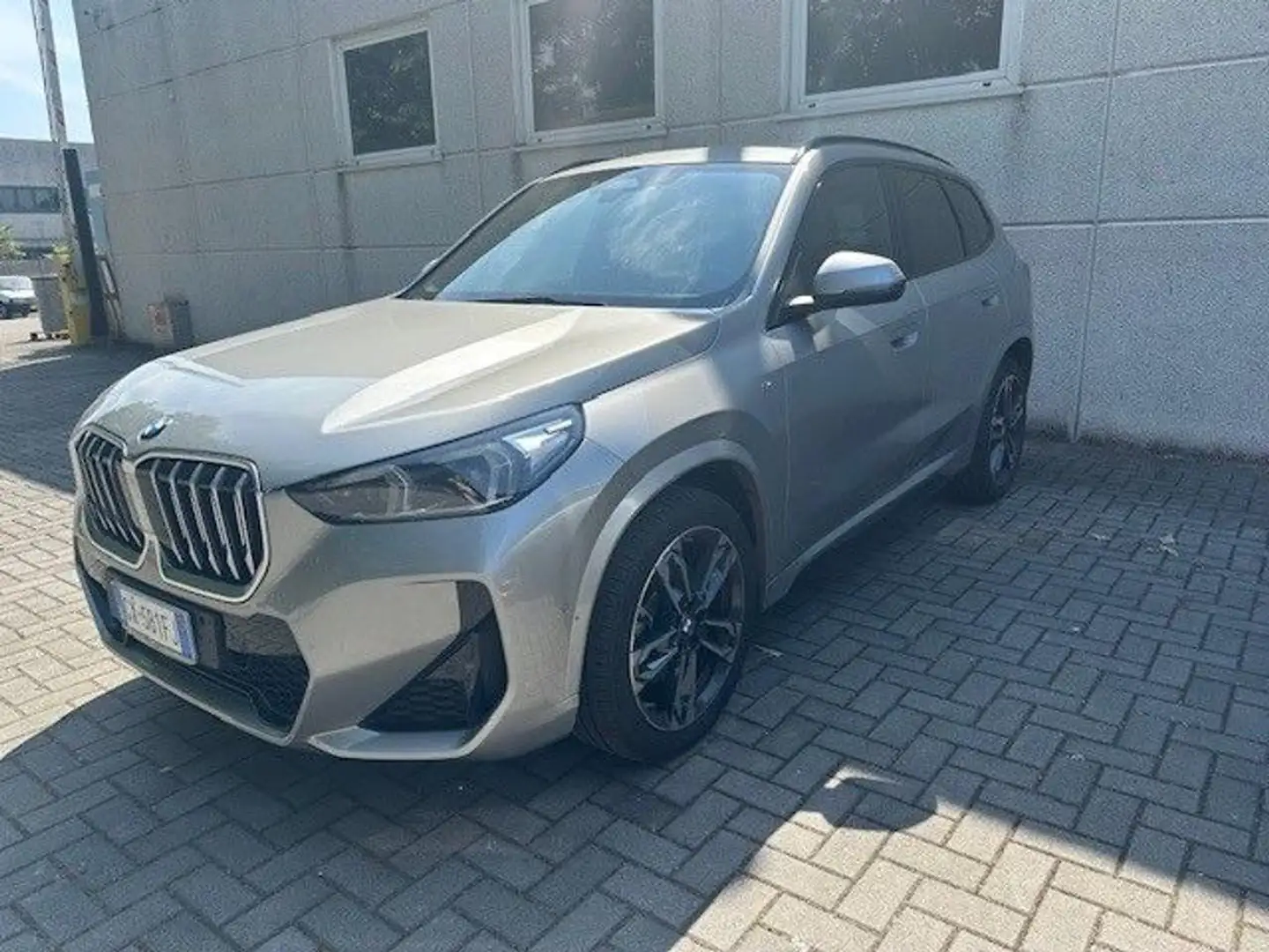 BMW X1 sDrive 20i Msport Grijs - 1