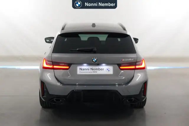 BMW 3 Series view 4