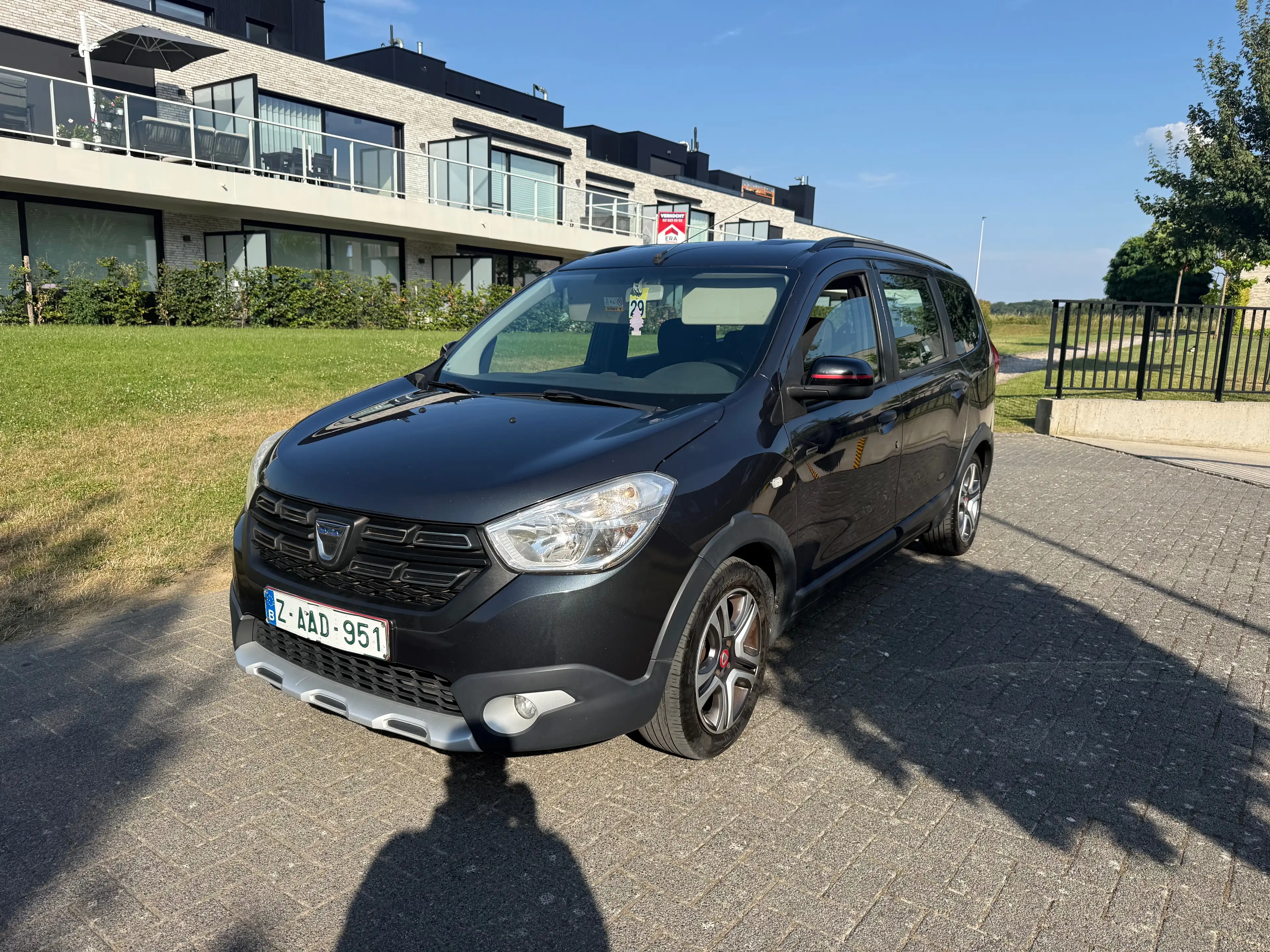 Dacia Lodgy Lodgy Stepway 1.3 TCe Techroad GPF 7pl.(EU6.2) — photo 3