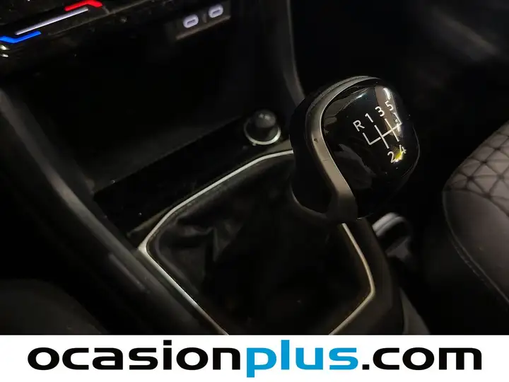 Volkswagen T-Cross Advance 1.0 TSI 2023, foto 5