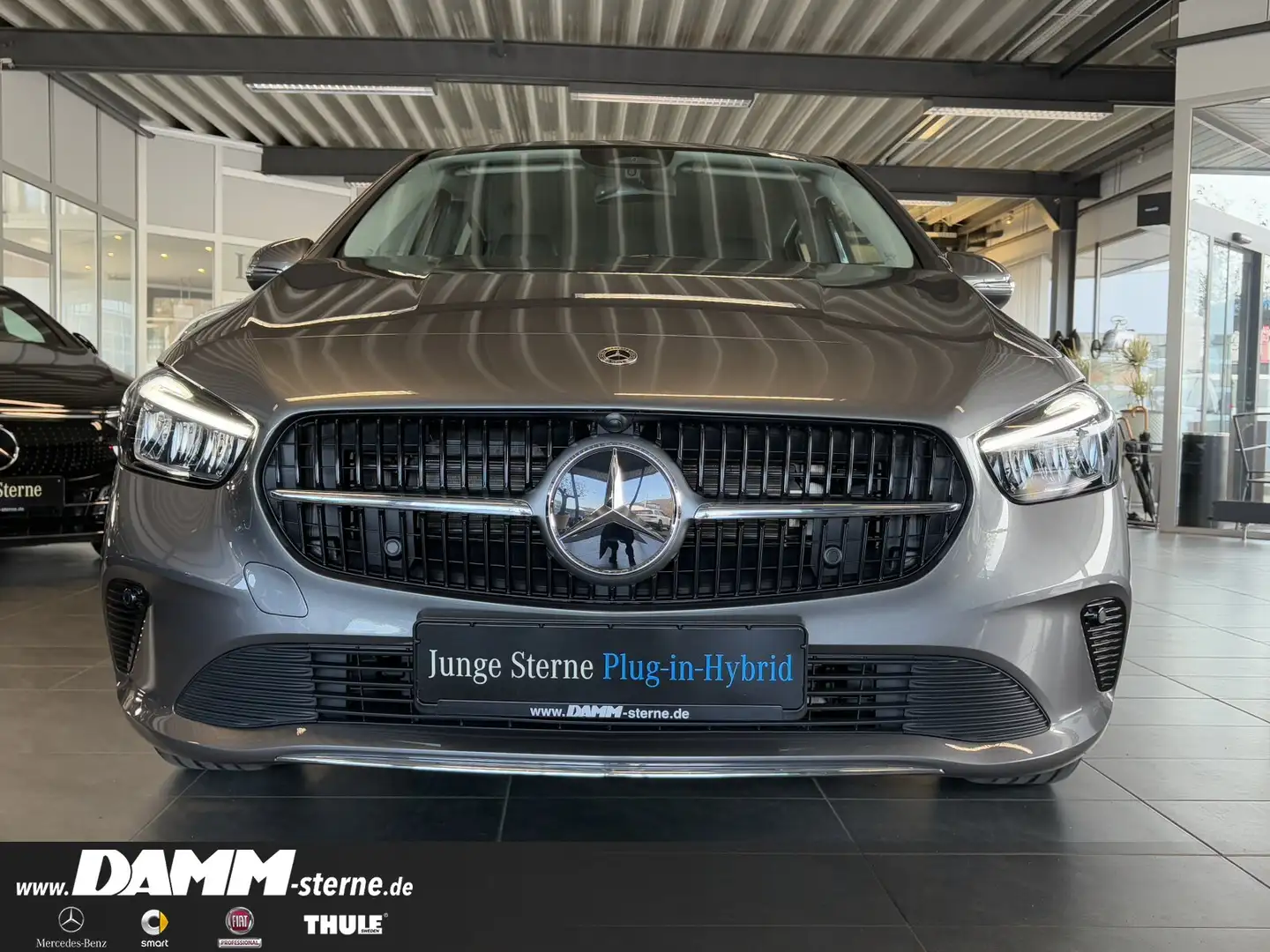 Mercedes-Benz B 250 B 250 e Progressive/Adv./Distronic/TWA/Winter-P. Grau - 2