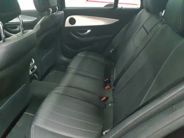 Mercedes-Benz E-Class view 13