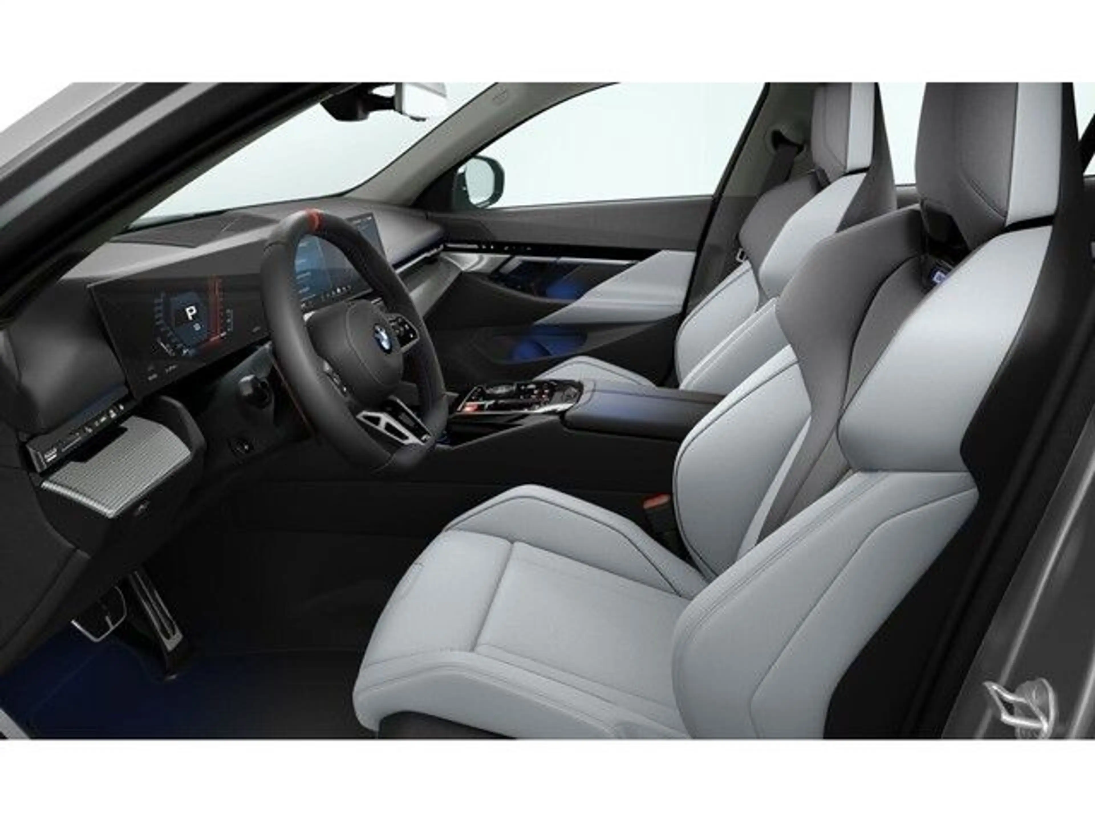 BMW M5 Plug-In Hybrid xDrive Panorama M Compound Ico — photo 3