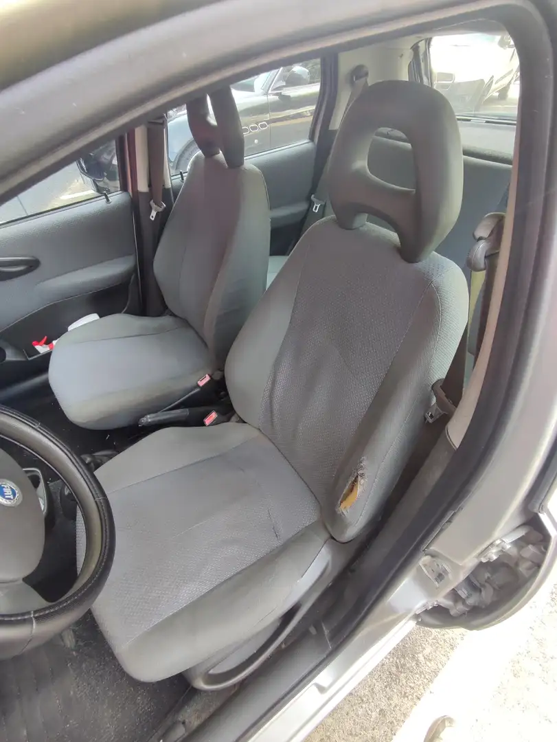 Fiat Punto Punto II 2003 5p 1.2 natural power Argento - 2