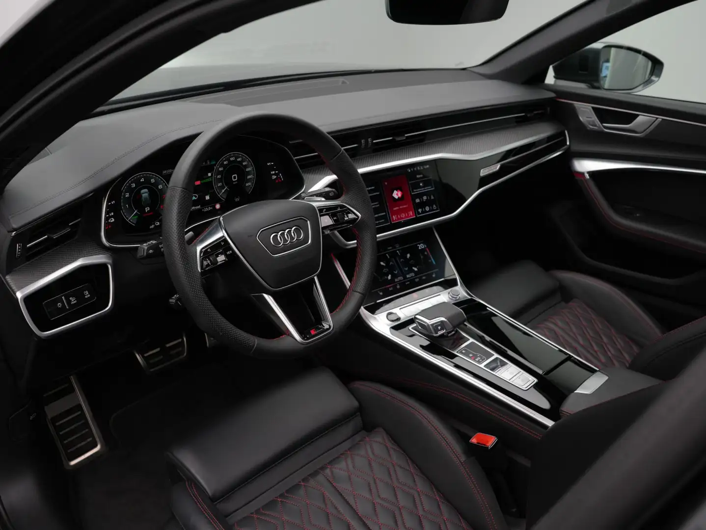 Audi A6 Avant 55 TFSI e 367 pk S-tronic quattro S edition Grijs - 2
