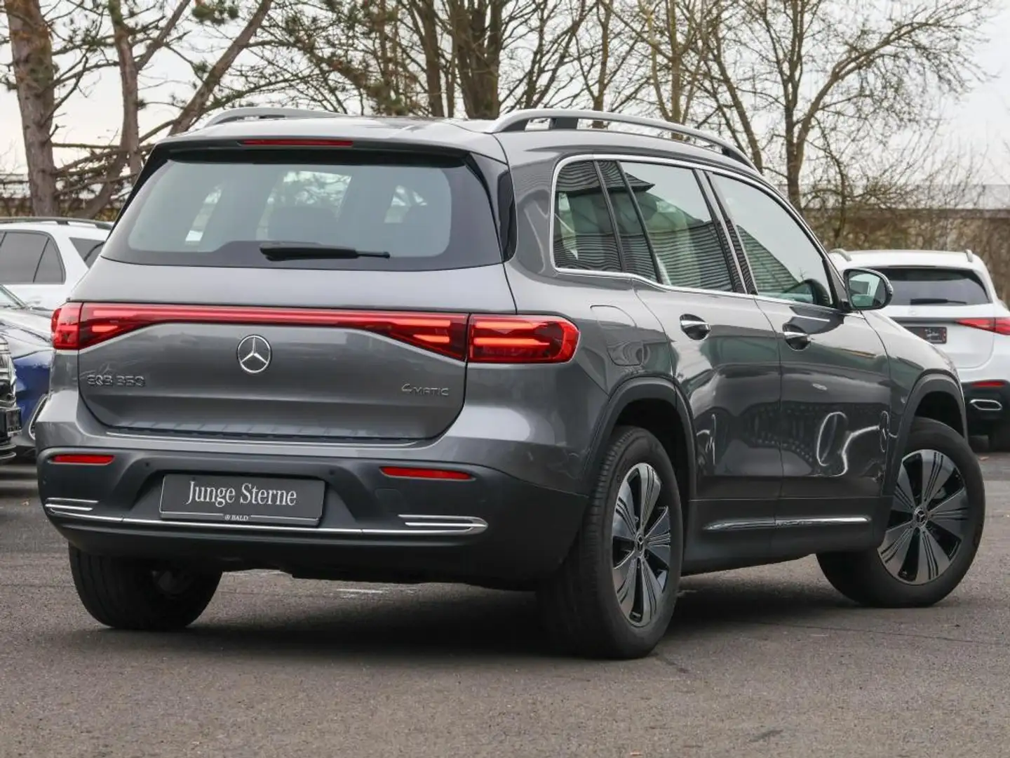 Mercedes-Benz EQB 350 4M Progressive/LED/Kamera/Ambi/Totw/Keyl Gris - 2