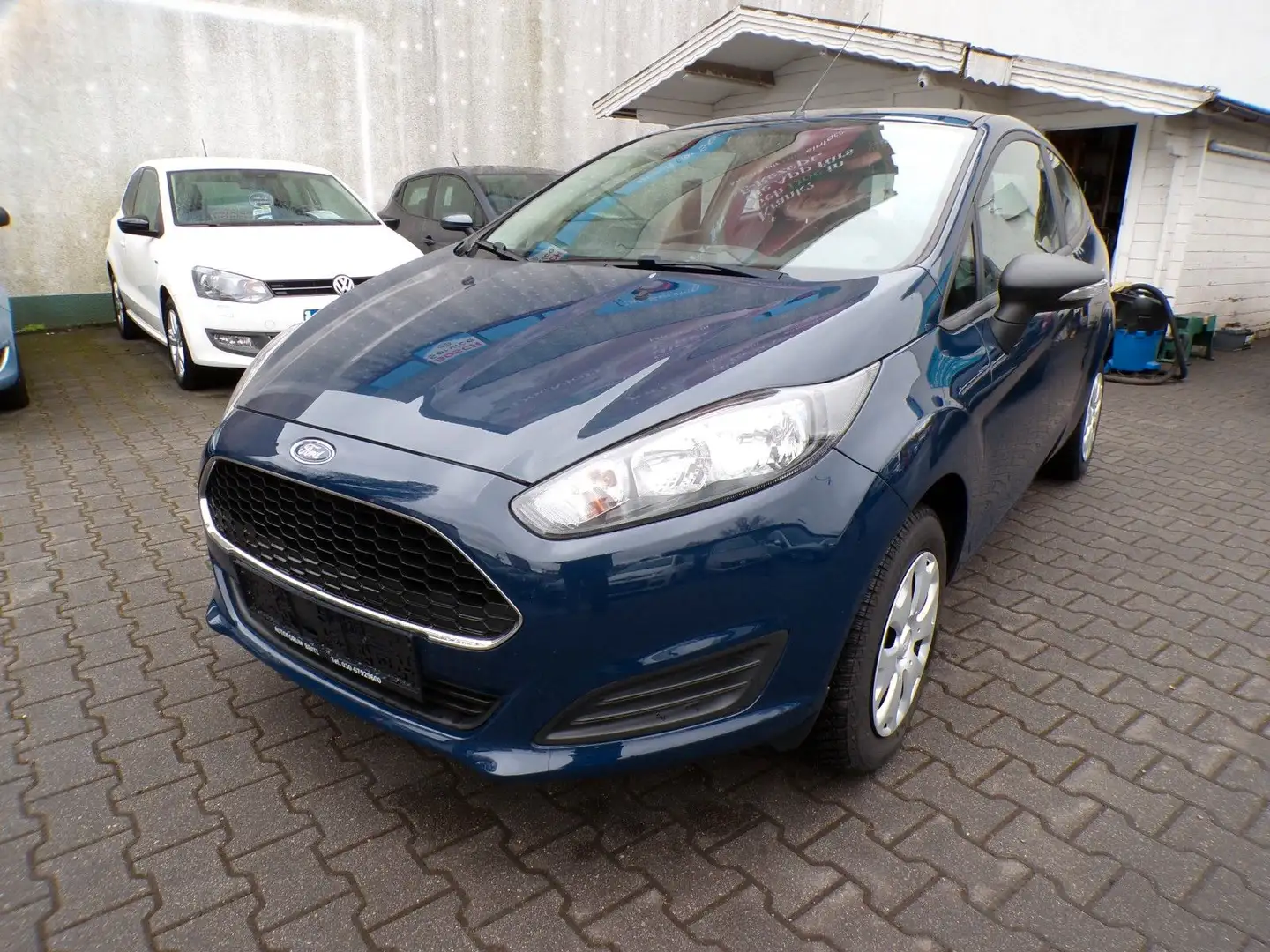 Ford Fiesta 1,25 44kW Blau - 1