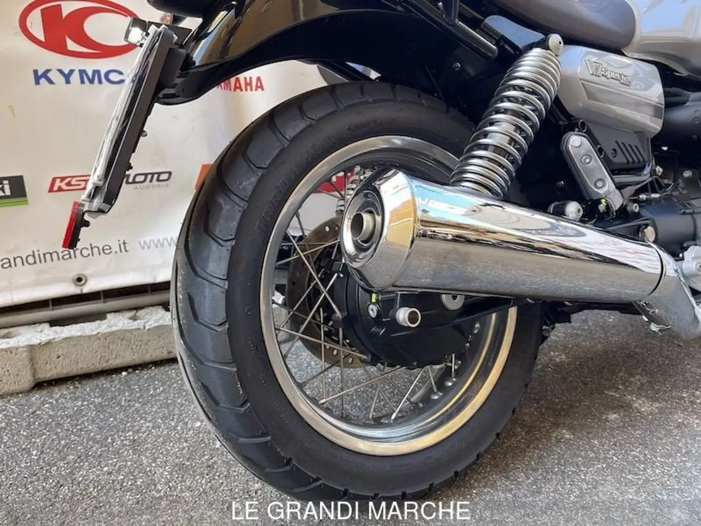 Moto Guzzi V 7 Special - 2