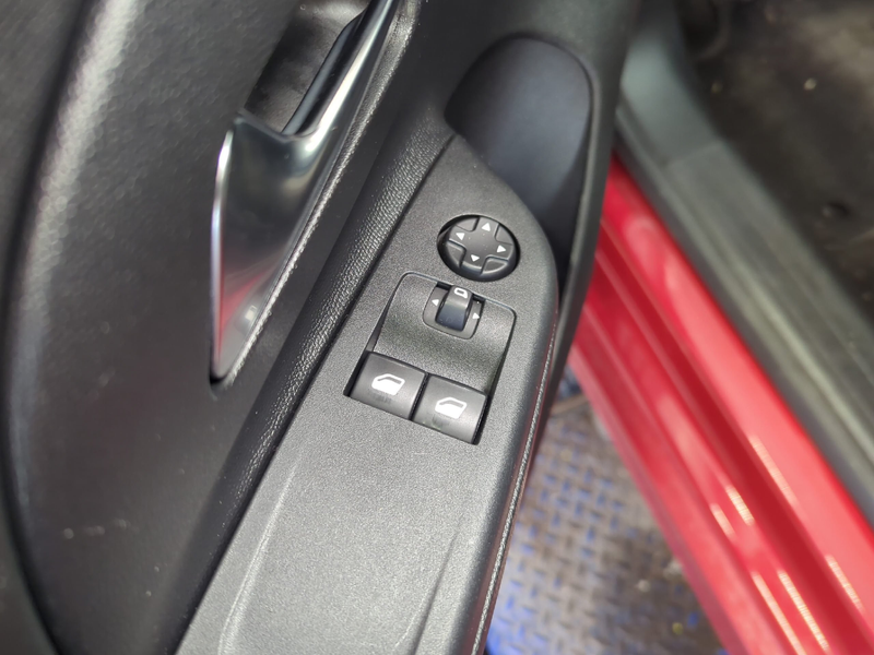 Opel Corsa -e Elektro Edition KlimaA+W-Pumpe+CarPlay — photo 13