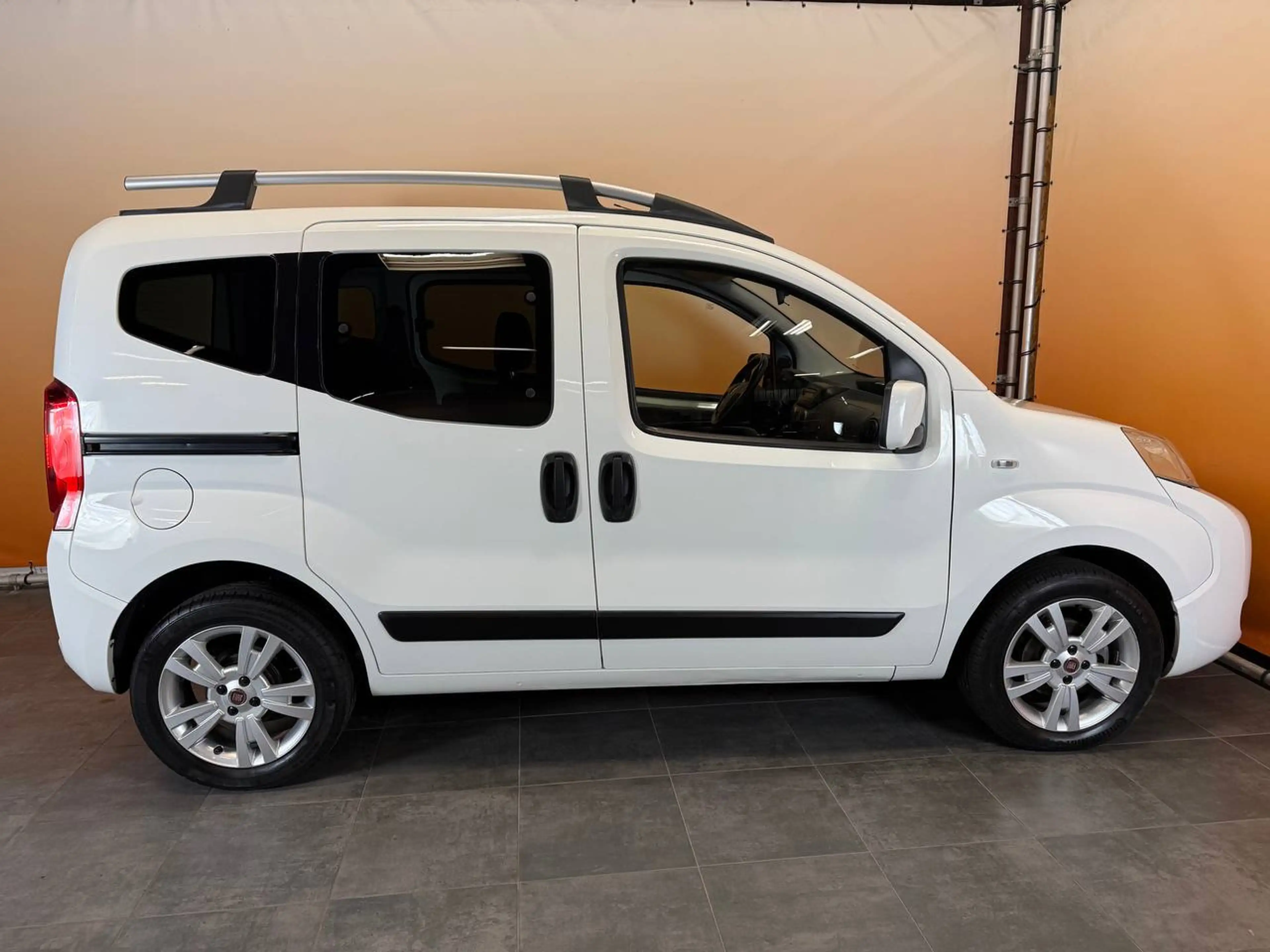 Fiat Qubo 1.4 Dynamic lage km stand | roofrails | trekhaak 1 — photo 6