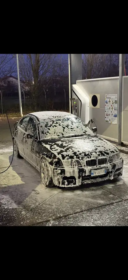 BMW 320i Attiva, foto 3