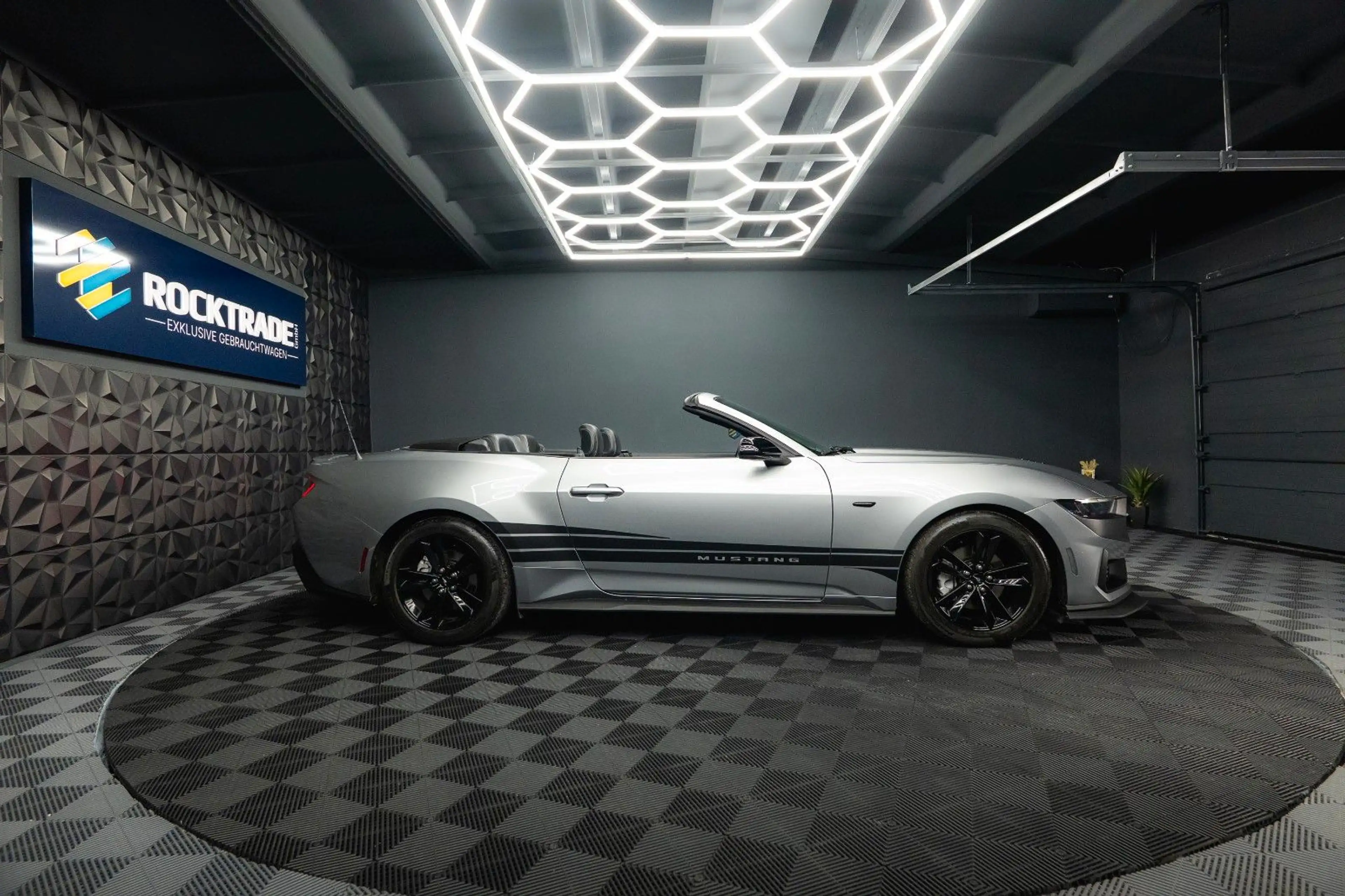Ford Mustang GT Cabrio DARK HORSE PREMIUM MY2024 19% — photo 8