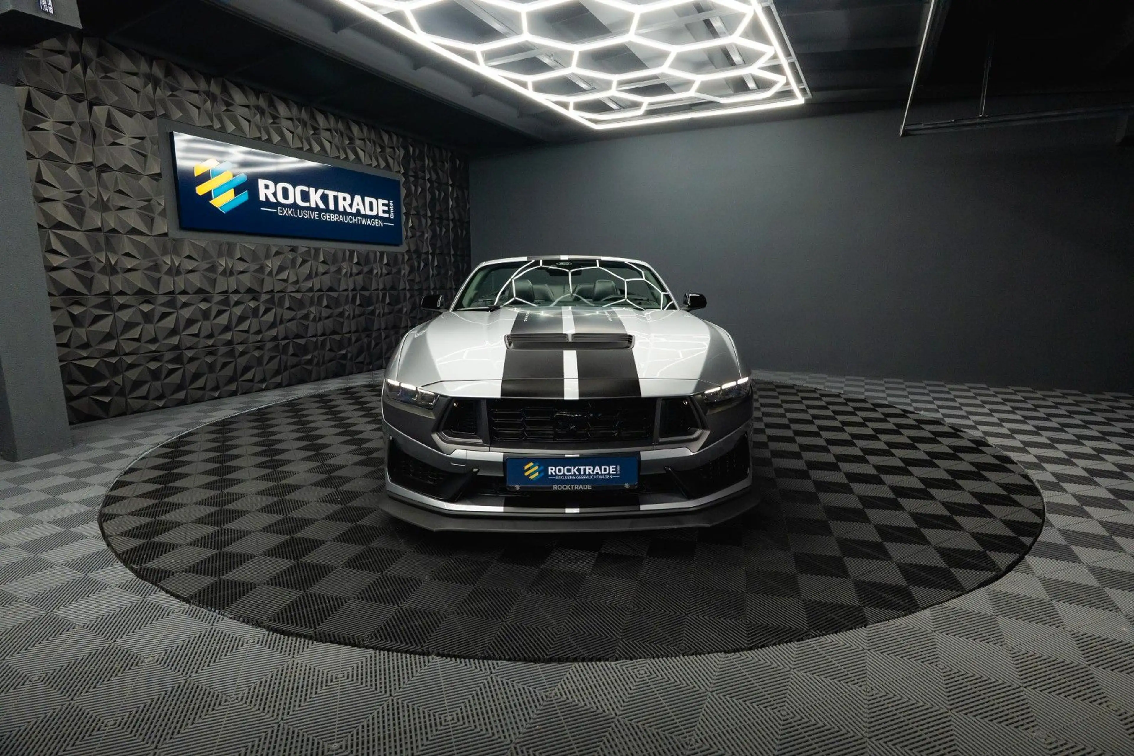 Ford Mustang GT Cabrio DARK HORSE PREMIUM MY2024 19% — photo 3