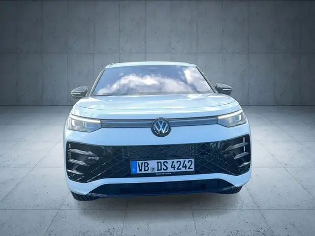 Volkswagen Tayron view 8
