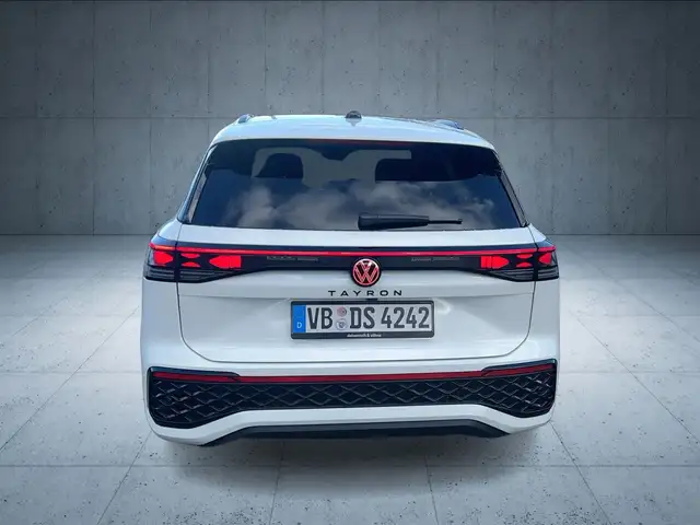 Volkswagen Tayron view 4