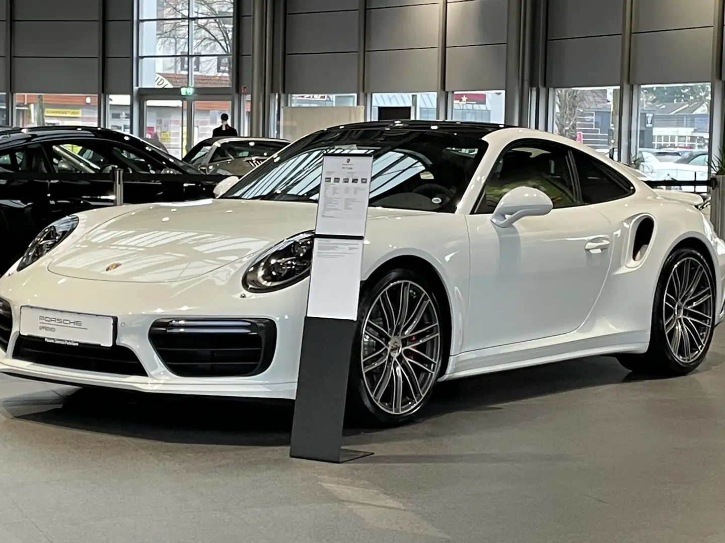 Porsche 991 911 Carrera Turbo PDK Turbo Weiß - 1