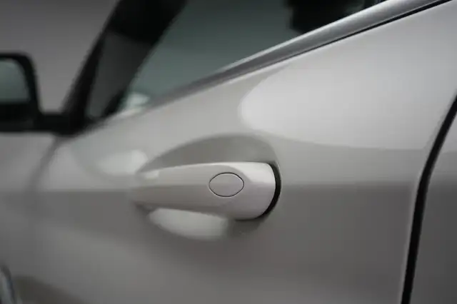 BMW X3 view 12