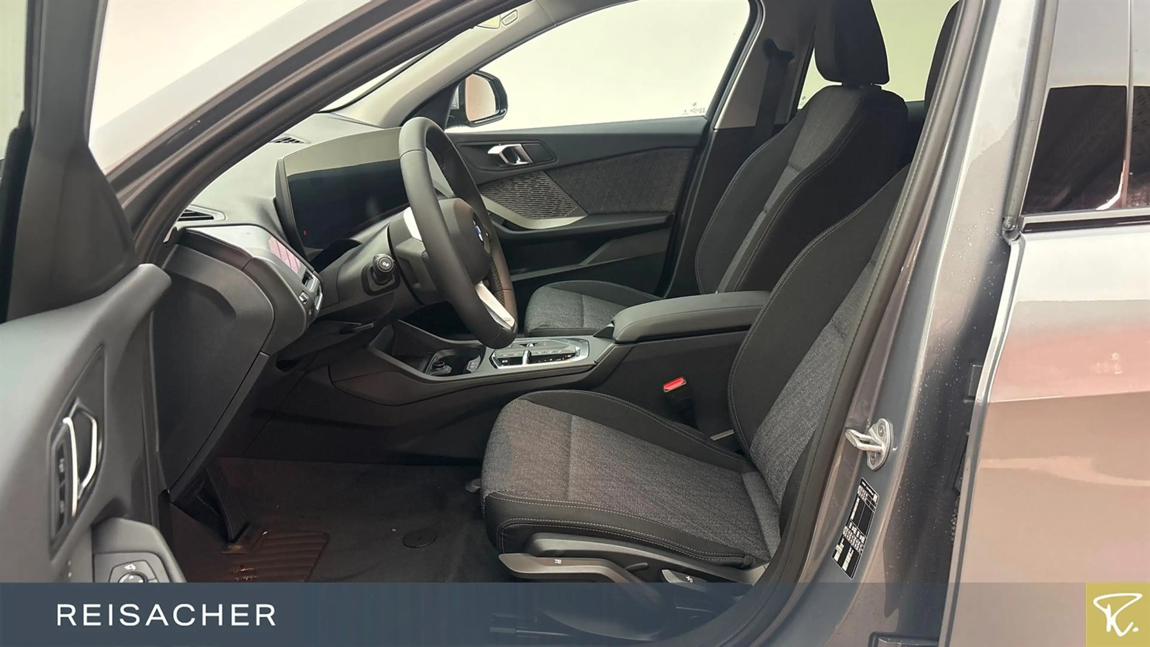 BMW 120 Autom. Parksystem Sitzheizung Keyless Go — photo 4